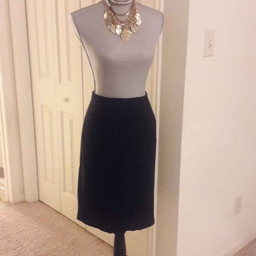 🔥HOT ARMANI SKIRT